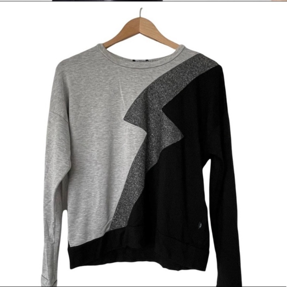 Terez Lightning Bolt Metallic Sweatshirt Size Small Black Grey Silver Soft